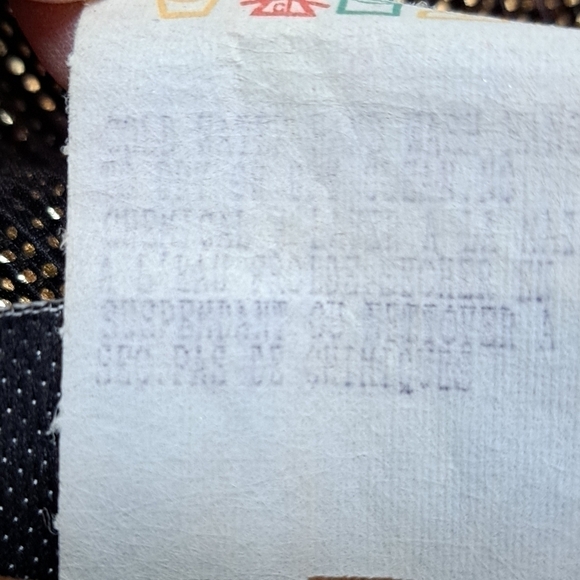 VINTAGE Lori Ann Gold Tone Cut out Tank Top - Picture 10 of 10